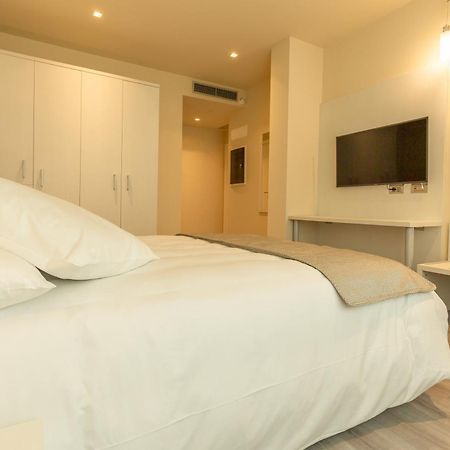 La Dolce Vita Hotel Мантон Екстер'єр фото