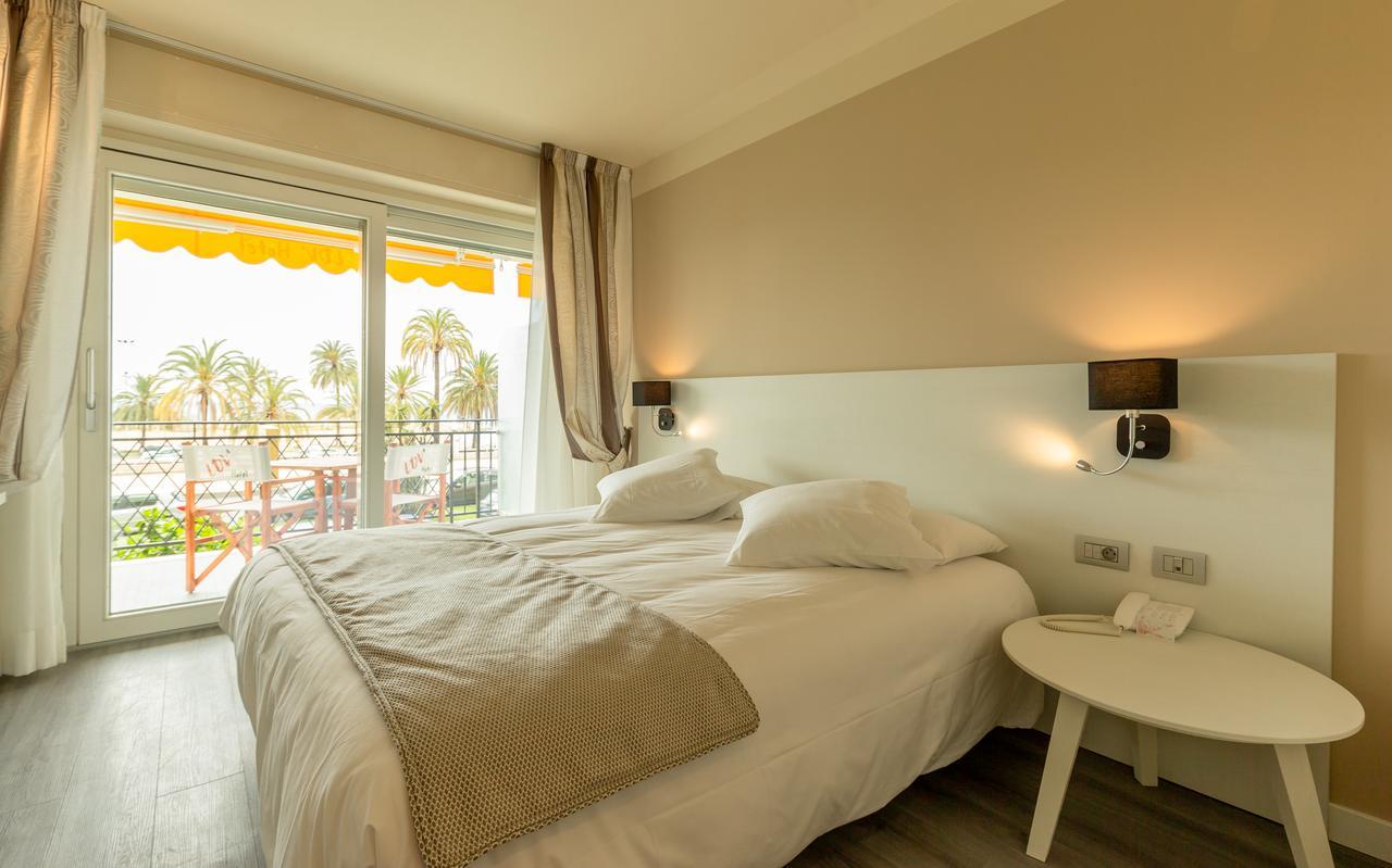 La Dolce Vita Hotel Мантон Екстер'єр фото